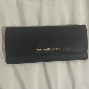 Michael kors black wallet